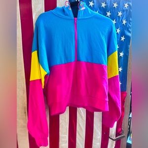 ALAB NEW WITHOUT TAG; size medium, excellent barely used condition. Zips 1/2 way